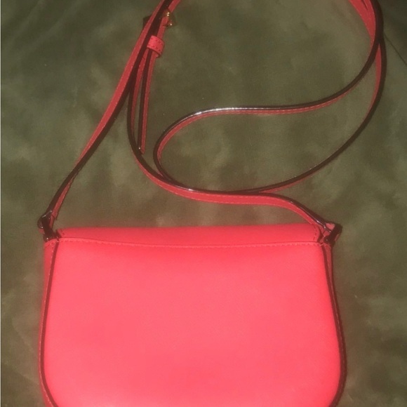 Kate Spade of New York Handbag with Adjustable Shoulder Strap - Picture 2 of 14